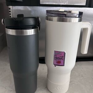 Hydro Flask Black and White Travel Tumblers